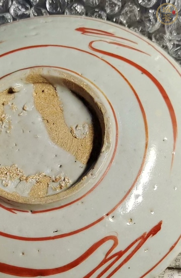 古玩陶瓷紅綠五彩獅子紋盤真品鑒賞圖