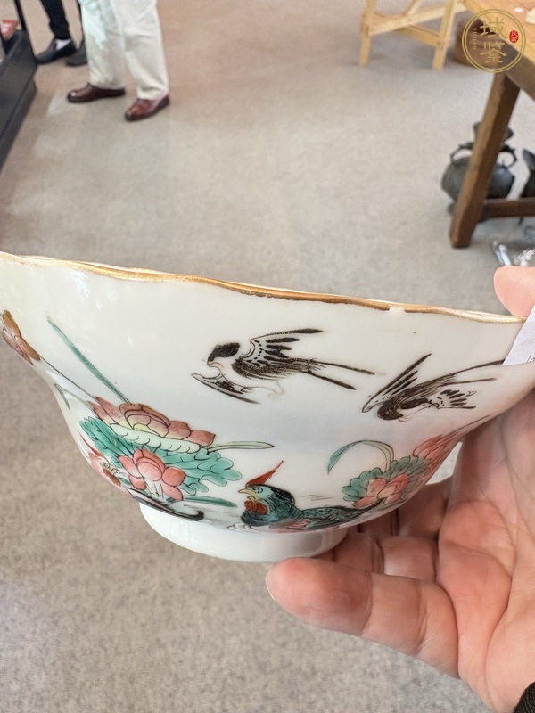 古玩陶瓷五倫圖粉彩碗真品鑒賞圖