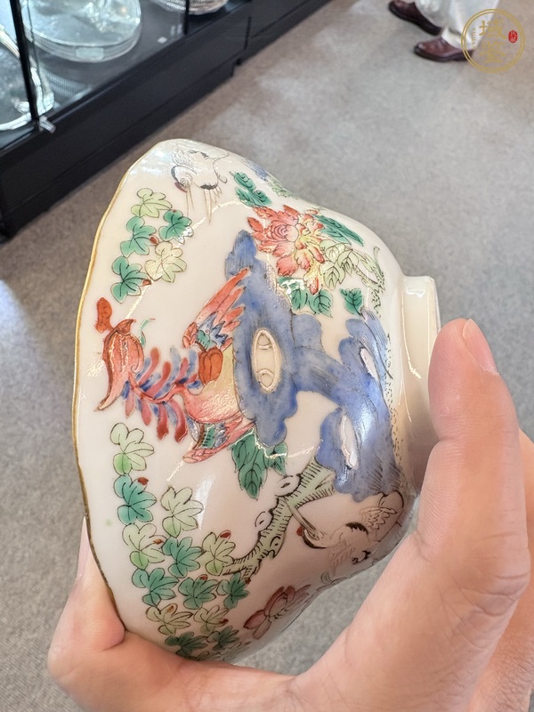古玩陶瓷五倫圖粉彩碗真品鑒賞圖
