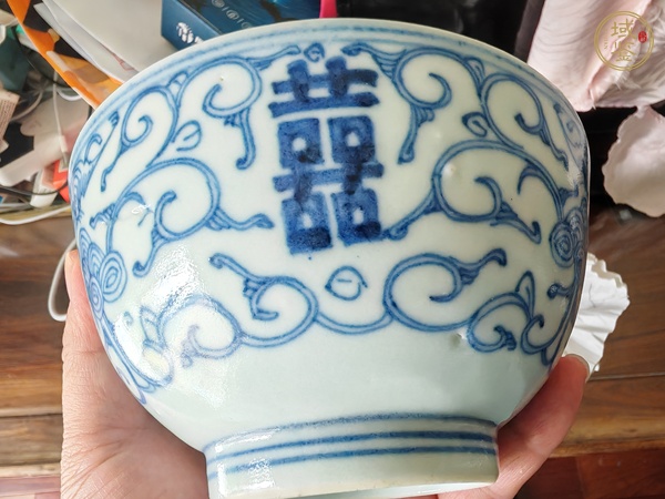 古玩陶瓷青花纏枝喜字紋杯真品鑒賞圖