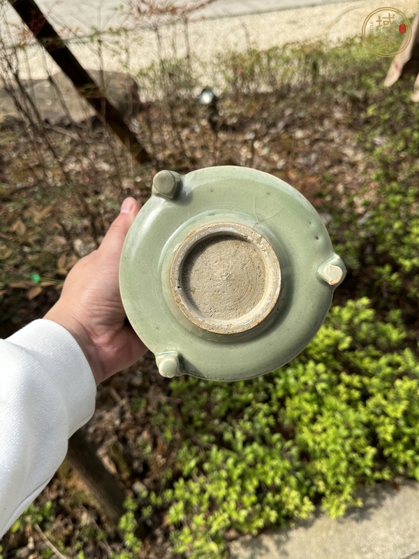 古玩陶瓷龍泉青瓷行爐真品鑒賞圖