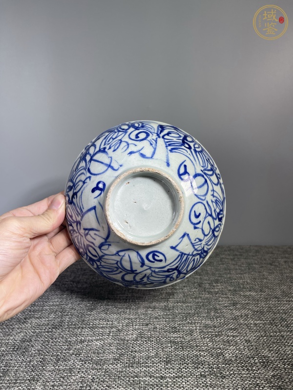 古玩陶瓷青花花卉紋碗真品鑒賞圖