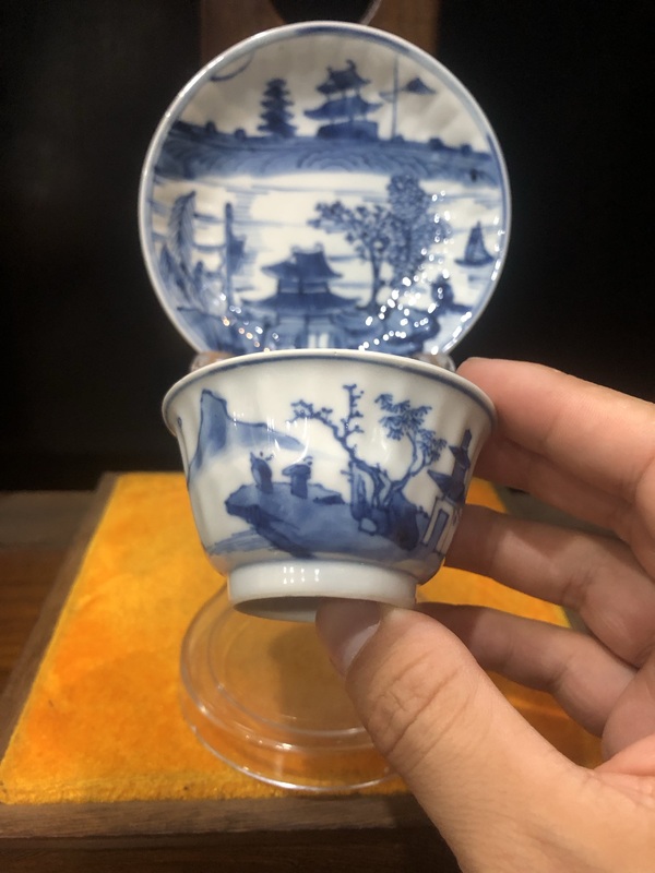 古玩陶瓷（館藏級杯碟）清·康熙·文人對弈圖·青花杯碟套裝拍賣，當(dāng)前價(jià)格1971元