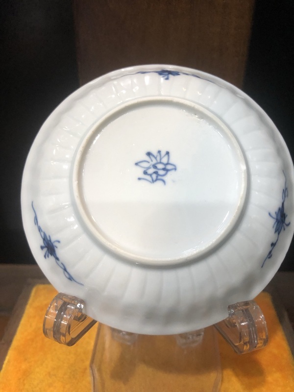 古玩陶瓷（館藏級杯碟）清·康熙·文人對弈圖·青花杯碟套裝拍賣，當(dāng)前價(jià)格1971元