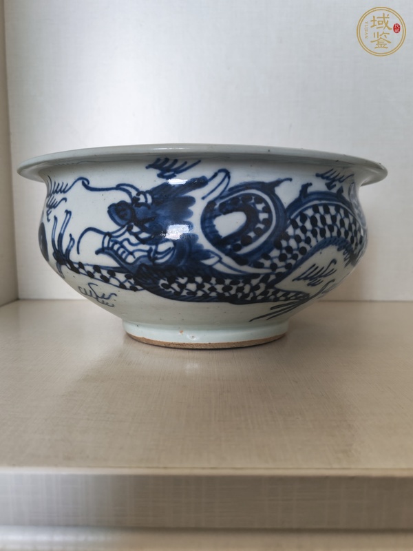 古玩清早期青花龍紋香爐真品鑒賞圖