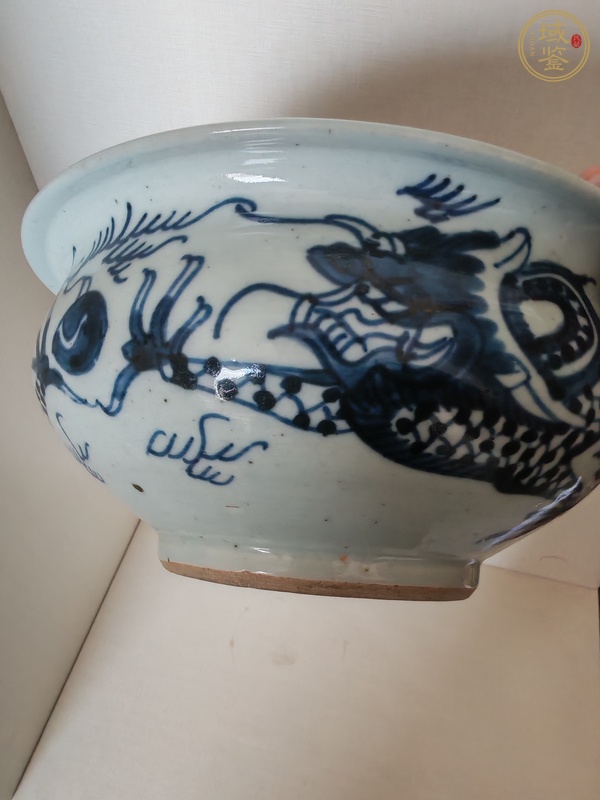 古玩陶瓷清早期青花龍紋香爐真品鑒賞圖