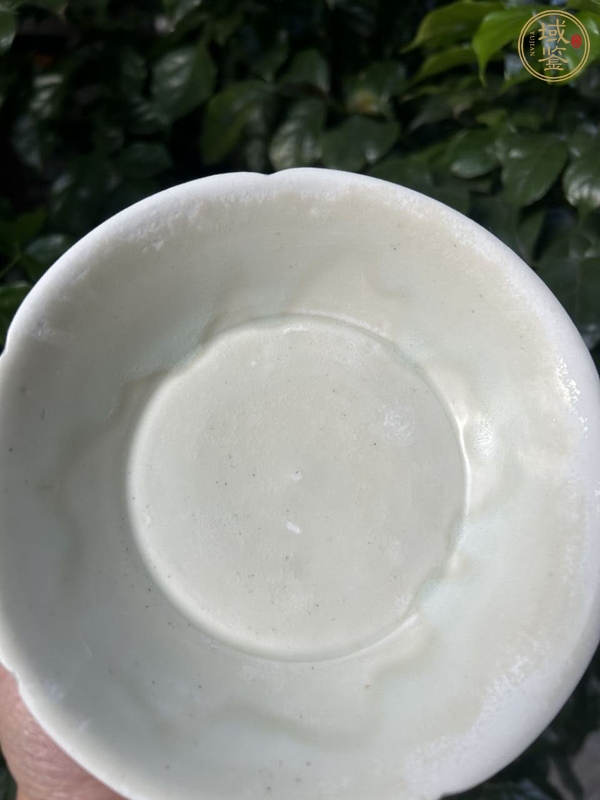 古玩陶瓷青白釉花口洗真品鑒賞圖