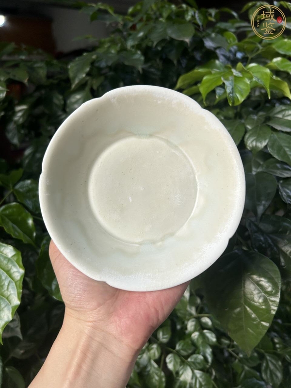 古玩陶瓷青白釉花口洗真品鑒賞圖
