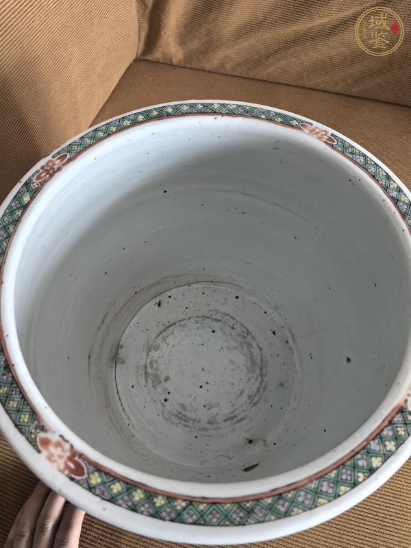 古玩陶瓷五彩卷缸真品鑒賞圖