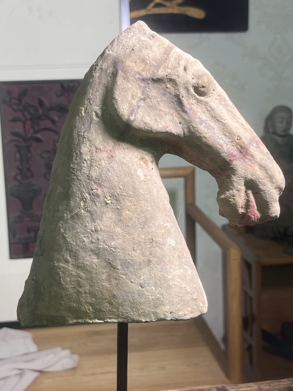 古玩陶瓷漢代馬頭拍賣，當前價格1800元