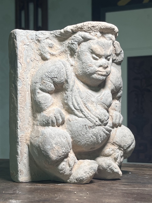 古玩陶瓷元代力士磚雕拍賣，當(dāng)前價(jià)格1800元