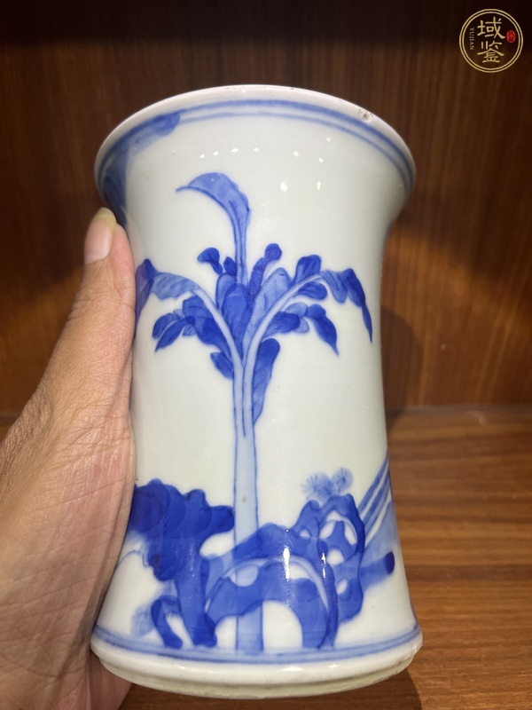古玩陶瓷仕女紋青花束腰筆筒真品鑒賞圖
