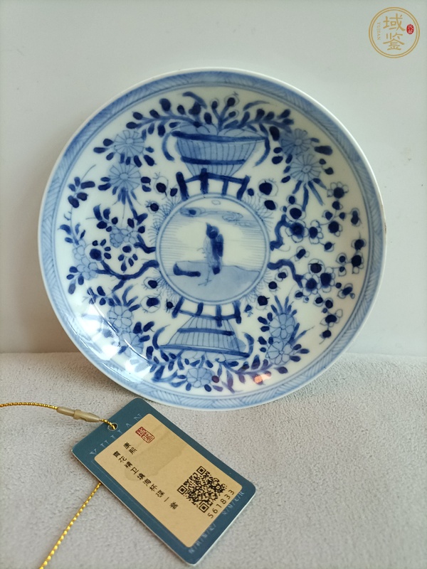 古玩陶瓷青花花卉紋杯碟真品鑒賞圖
