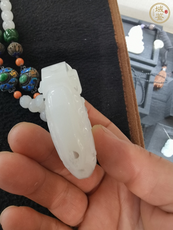 古玩玉器現(xiàn)代青海料壽字鎖真品鑒賞圖