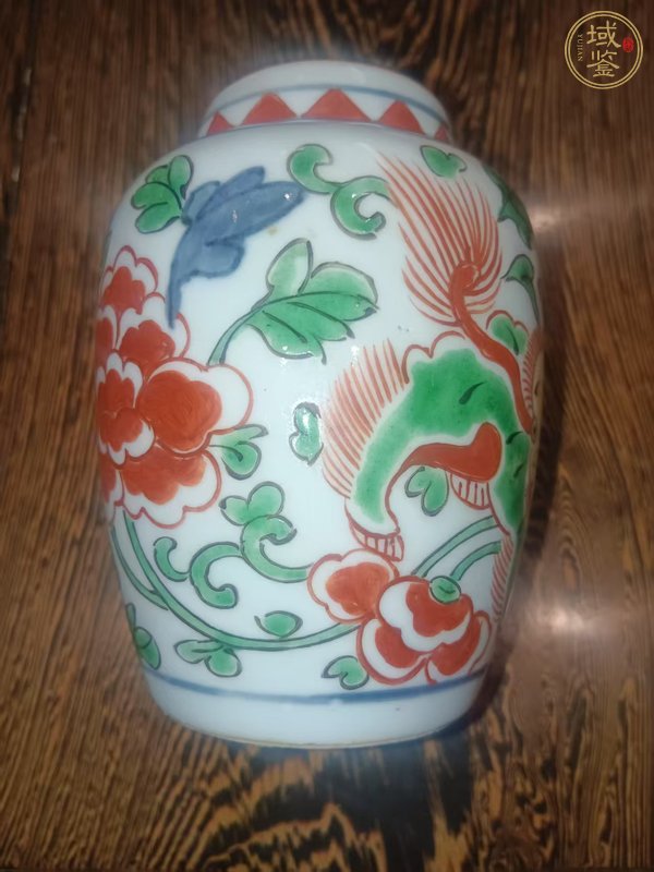 古玩陶瓷青花五彩獅子花卉紋罐真品鑒賞圖
