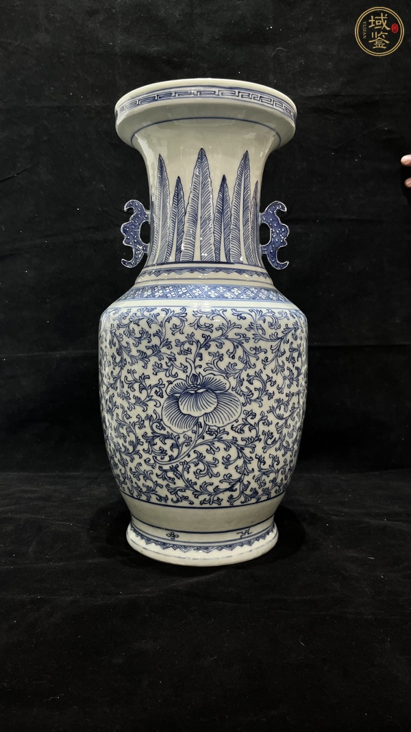 古玩青花瓶真品鑒賞圖