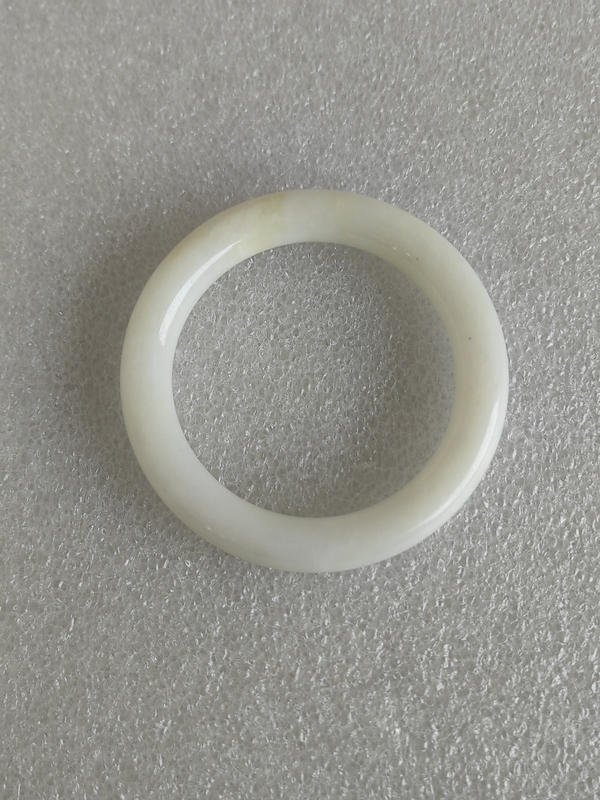 古玩玉器和田玉雕“素紋手鐲”拍賣，當(dāng)前價(jià)格1200元