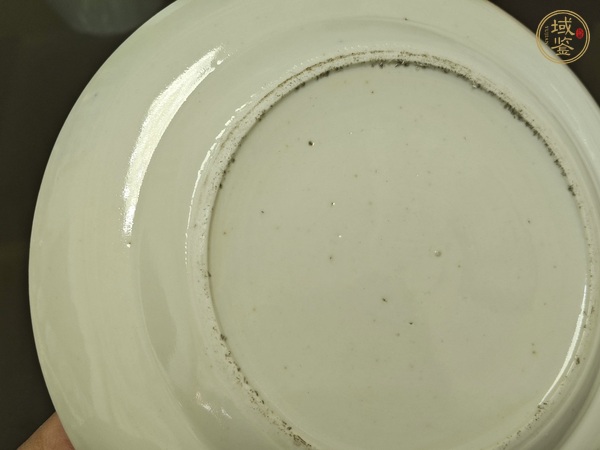 古玩陶瓷人物故事紋廣彩盤真品鑒賞圖