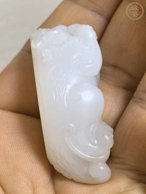 古玩玉器和田玉雕“貔貅”把件真品鑒賞圖