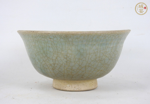 古玩陶瓷青白釉刻花碗真品鑒賞圖