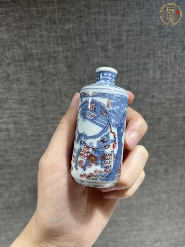 古玩陶瓷青花釉里紅鼻煙壺真品鑒賞圖