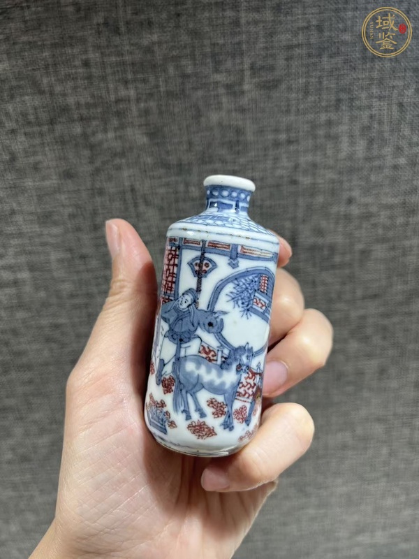 古玩陶瓷青花釉里紅鼻煙壺真品鑒賞圖