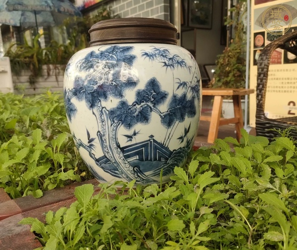古玩陶瓷歲寒三友松竹梅青花罐真品鑒賞圖