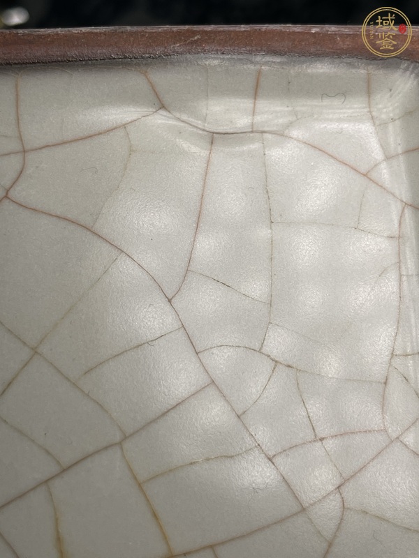 古玩陶瓷現(xiàn)代仿官釉瓶真品鑒賞圖