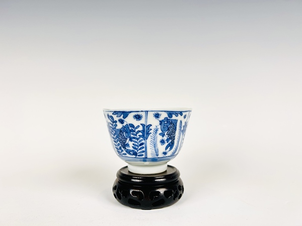 古玩陶瓷清光緒·青花魚藻紋杯拍賣，當(dāng)前價格132元