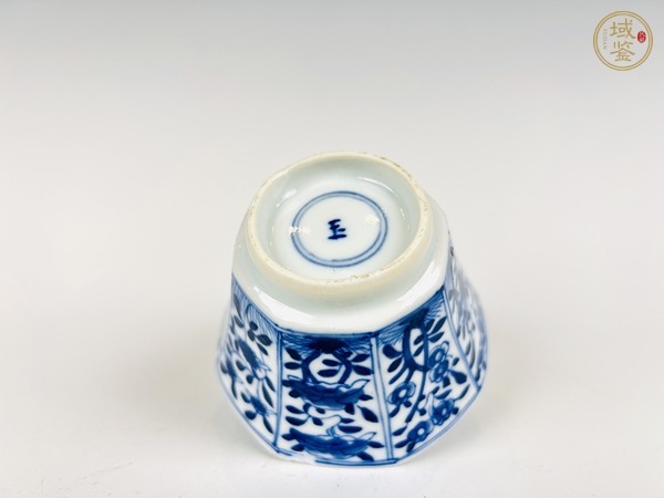 古玩陶瓷清光緒·青花花卉紋八方杯真品鑒賞圖