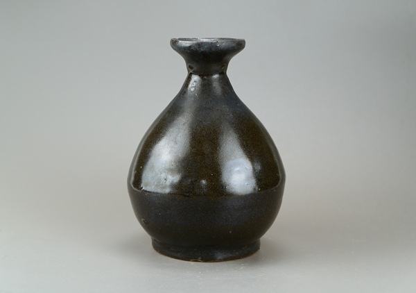 古玩轉(zhuǎn)賣(mài)清代.茶葉末釉玉壺春瓶(瓶中皇后)拍賣(mài),當(dāng)前價(jià)格1500元