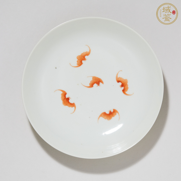 古玩陶瓷黃地粉彩花卉紋盤真品鑒賞圖