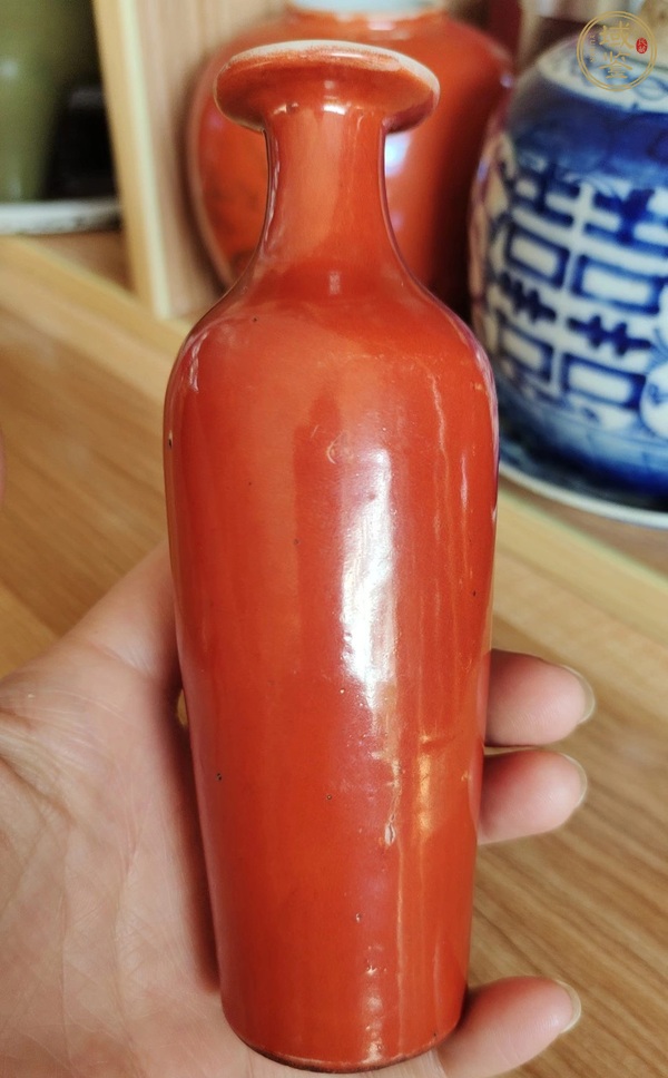 古玩陶瓷珊瑚紅釉柳葉瓶真品鑒賞圖