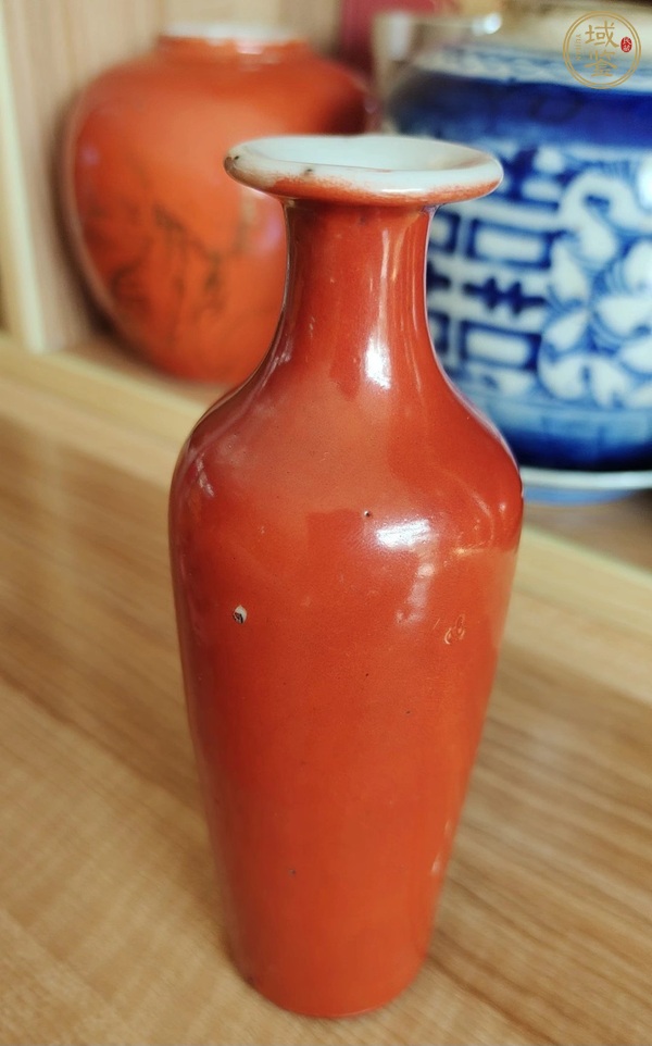 古玩陶瓷珊瑚紅釉柳葉瓶真品鑒賞圖
