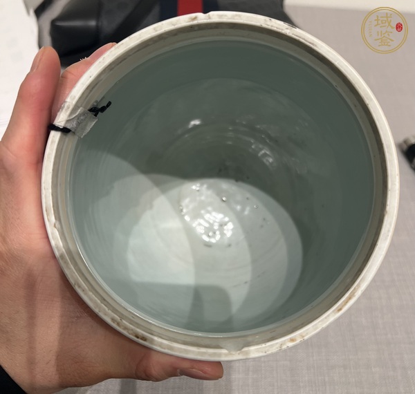 古玩陶瓷博古圖青花蓮子罐真品鑒賞圖