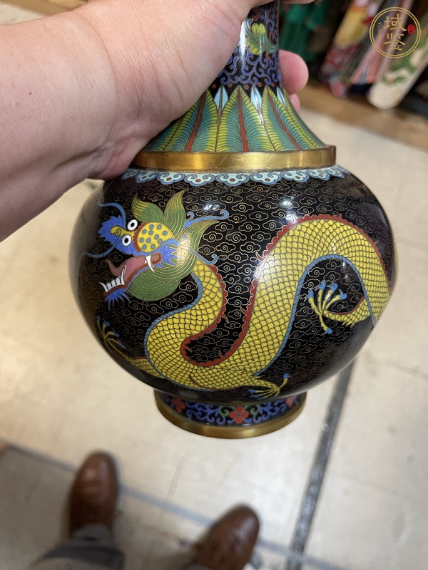 古玩銅器景泰藍花瓶真品鑒賞圖
