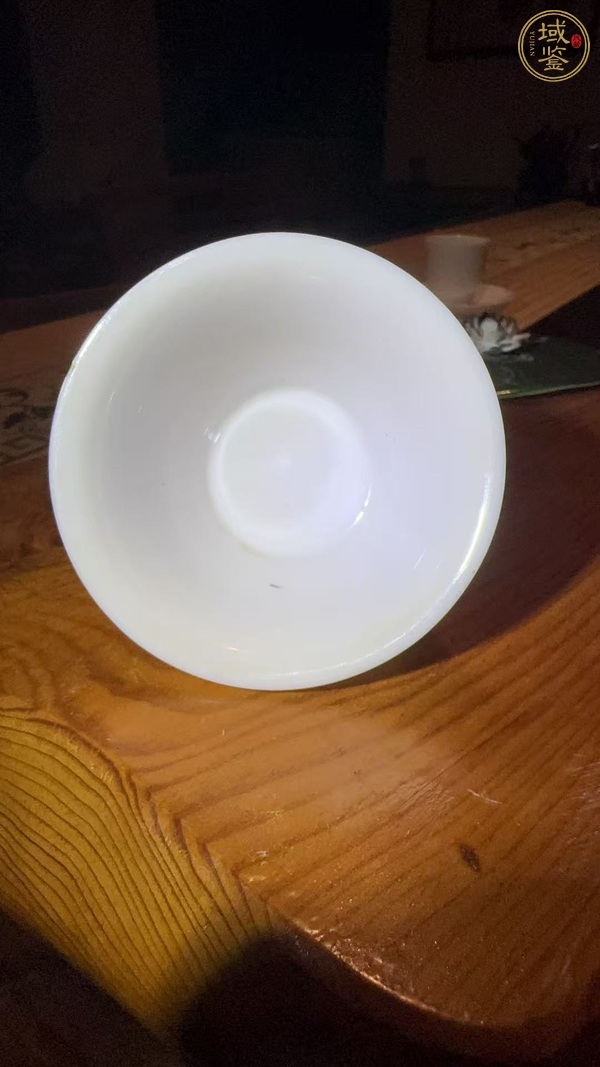古玩白釉杯真品鑒賞圖