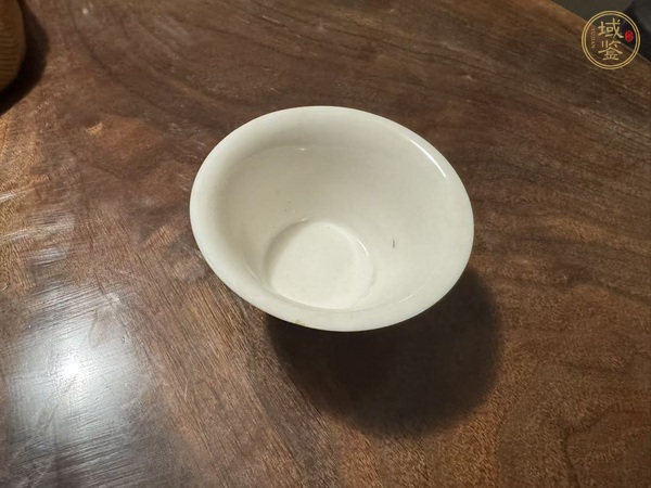 古玩陶瓷白釉杯真品鑒賞圖