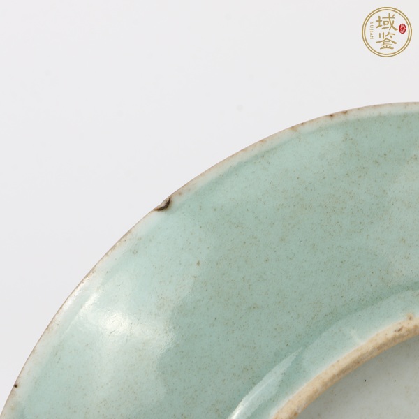 古玩陶瓷豆青釉盤真品鑒賞圖