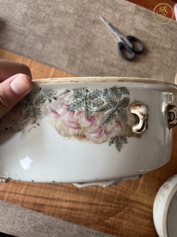 古玩陶瓷晚清淺降彩一品鍋底子真品鑒賞圖