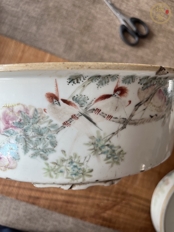 古玩陶瓷晚清淺降彩一品鍋底子真品鑒賞圖