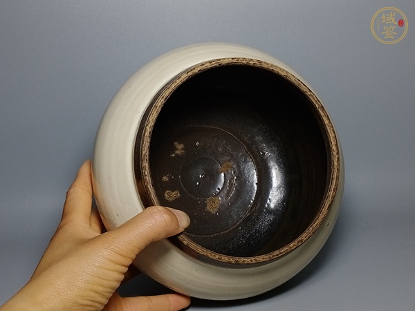 古玩陶瓷罐真品鑒賞圖