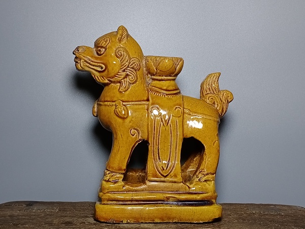 古玩陶瓷清代，獅子燭臺拍賣，當(dāng)前價格866元