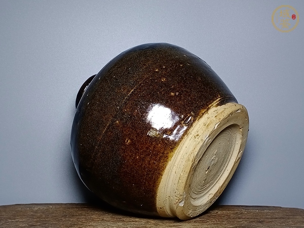 古玩陶瓷瓶真品鑒賞圖