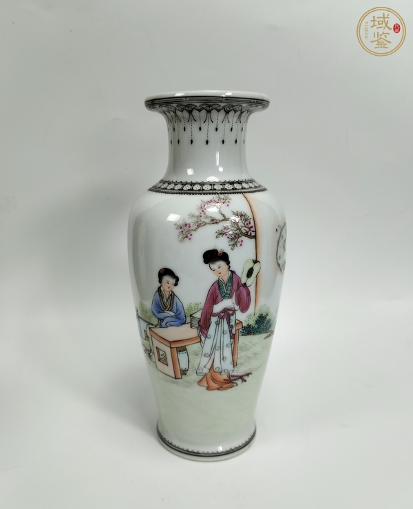 古玩陶瓷粉彩人物故事紋觀音瓶真品鑒賞圖