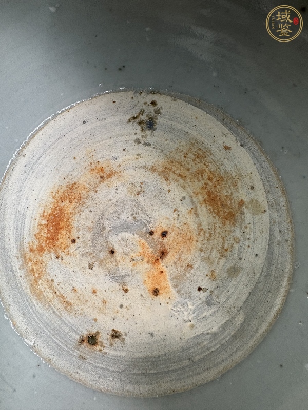 古玩陶瓷乾隆祭藍釉三足爐真品鑒賞圖