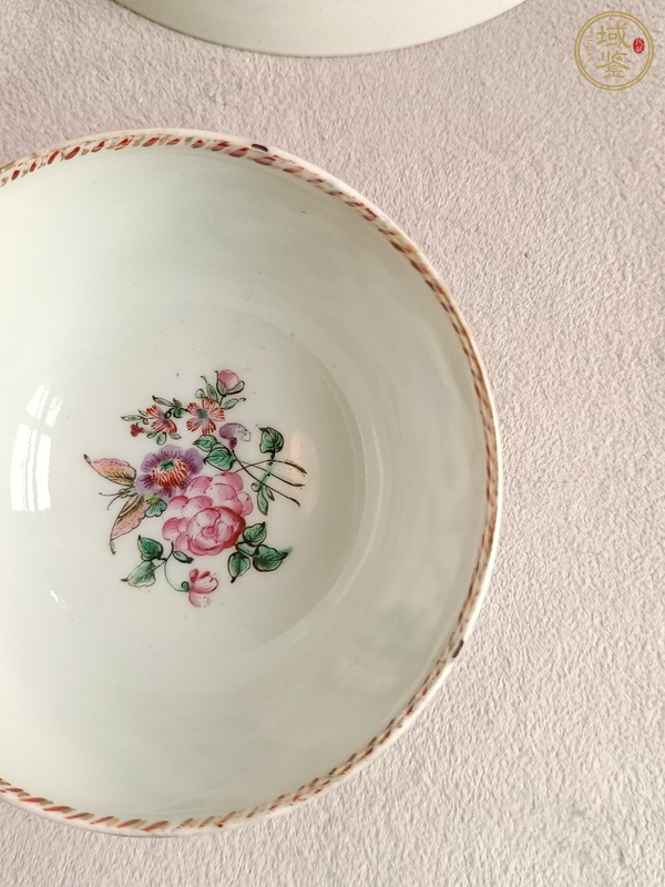 古玩陶瓷廣彩花卉紋杯碟真品鑒賞圖