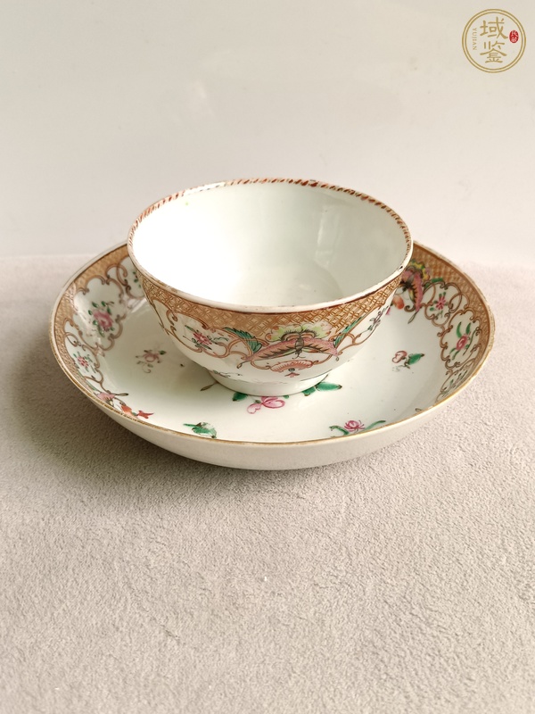 古玩陶瓷廣彩花卉紋杯碟真品鑒賞圖