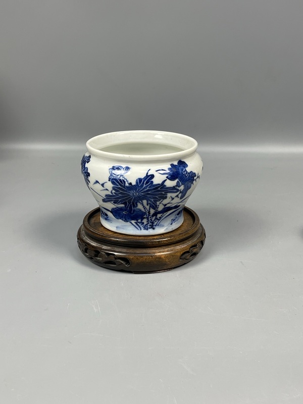 古玩陶瓷晚清文房花卉紋馬蹄尊拍賣，當前價格4500元