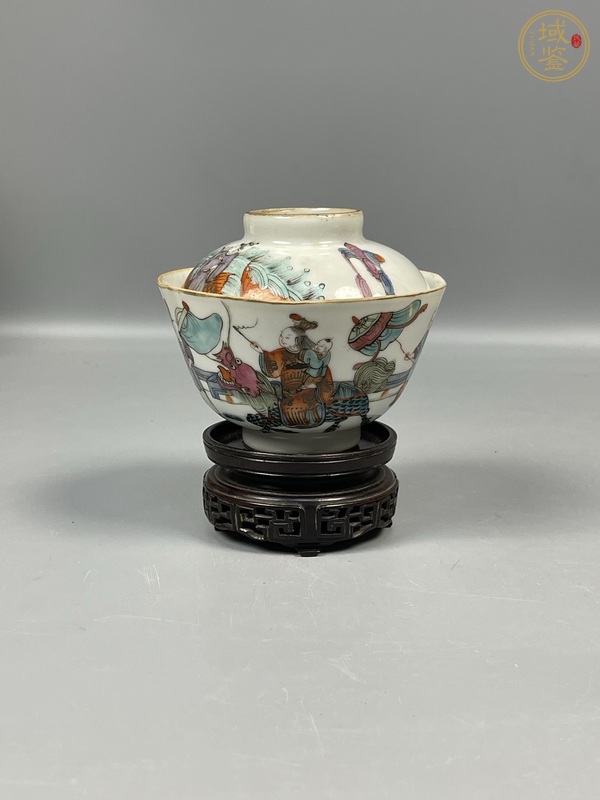 古玩陶瓷粉彩人物故事紋蓋碗真品鑒賞圖